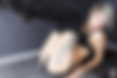 Devon/2016-04-22 Red Obsession/19.jpg