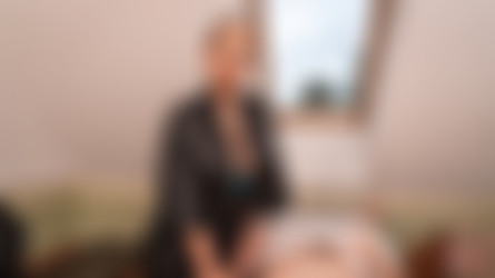 Jennifer Mendez - Tits Out in Tisnov, 13.01.2024/004.jpg