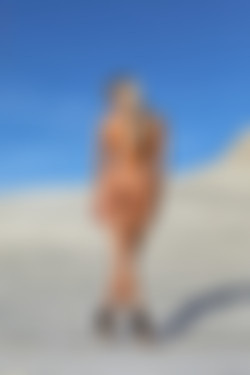 [photodromm.com] 2018-12/[photodromm.com] - 2018.12.02 - Margot - Lustro Di Luna (x50) 2000x3000/43l.jpg