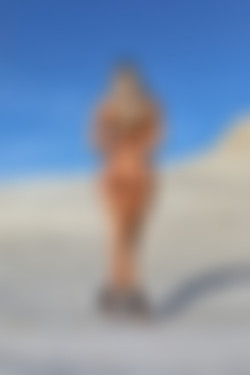 [photodromm.com] 2018-12/[photodromm.com] - 2018.12.02 - Margot - Lustro Di Luna (x50) 2000x3000/44l.jpg