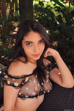 MetArt.com 2026-01-14/[MetArt.com] 26-01-14 Abbie London - Tropic Tease (x152) 3827x5741/MetArt_Tropic-Tease_Abbie-London_high_0009.jpg