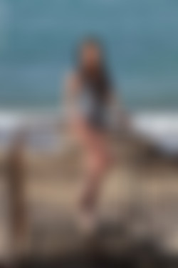 photodromm.com - 2013-08 - 2013-10/photodromm.com - 2013-08/corinne - the shoreline/02.jpg