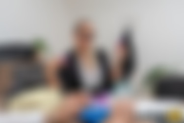 Jennifer Mendez - Deep Well Sex Shop, 15.01.2025/017.jpg