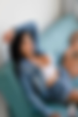 Larye/2021-10-30 Blue Jeans/08.jpg