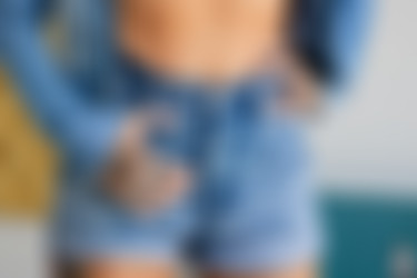 Larye/2021-10-30 Blue Jeans/10.jpg