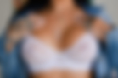 Larye/2021-10-30 Blue Jeans/11.jpg