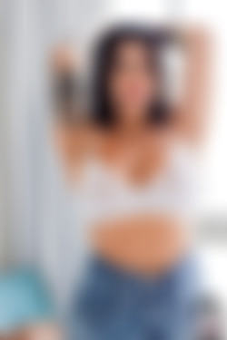 Larye/2021-10-30 Blue Jeans/16.jpg