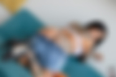 Larye/2021-10-30 Blue Jeans/20.jpg