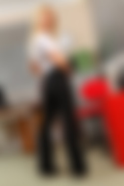 Only Secretaries In Suits 12.01.2012 - 26.12.2012/24th June 2012/2308-kmi-lrg/u0c_4005.JPG
