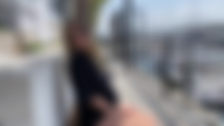 Taylor Takes A Face Full 2022/Grabs/Taylor Takes A Face Full 2022 006.jpg