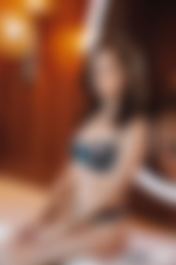 Tushy.com_18.10.20.Spencer.Bradley.Her.Commission.XXX.iMAGESET-IMNoob/08.jpeg