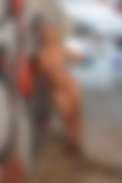 2022phdee/2022-04/[photodromm] 2022-04-14 Brenda - Reverse Graffiti II (x46, 3000 px)/Reverse Graffiti II (34).jpg