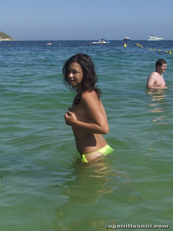 ugotitflauntit.com/08016 Robyn_1280highres/038.jpg