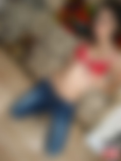 x0r/SashaGrey_Pack/Sasha Grey - Deep Throat Love.Com - LittleRedRidingWhore photoshoot/dtl_sashagrey_pics_043.jpg