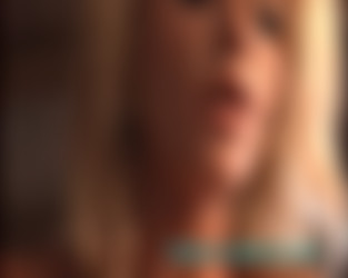 amateurlapdancer.com/al_video_1652_skinny_blonde_lapdance_in_the_bedroom.mp4