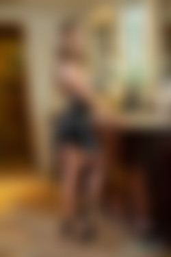 Idee Fixe- On Display/0001.jpg