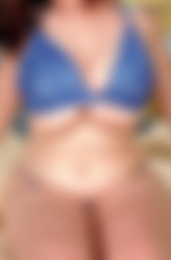Scoreland.com SiteRip - Part #1/00015-Holiday 2000 Voluptuous-Aladya/1024/Aladya03.jpg