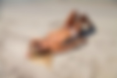 photodromm.com - 2011-11/holly - 15 - the bikini test/16l.jpg