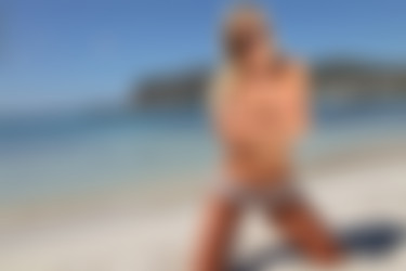 photodromm.com - 2011-11/holly - 15 - the bikini test/10l.jpg