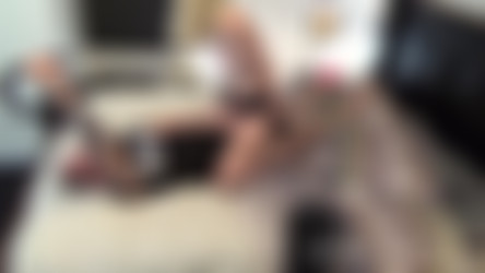 BrokeModel/Fiona - Gets fucked for the first time.mp4