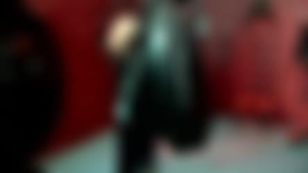[RubberEva.com] Partial Siterip [2007-2015][Upscaled] [Fetish Syndicate]/2007/Suspended Black Bag Breath Play Full.mp4
